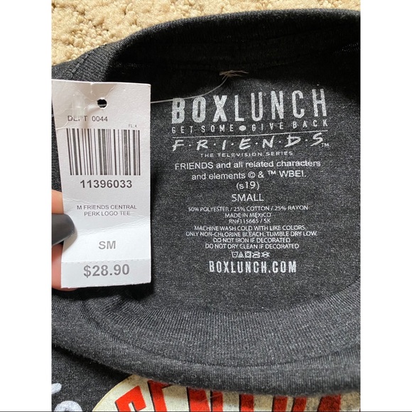Box Lunch Central Perk Logo T Shirt Small NWT - Picture 5 of 5